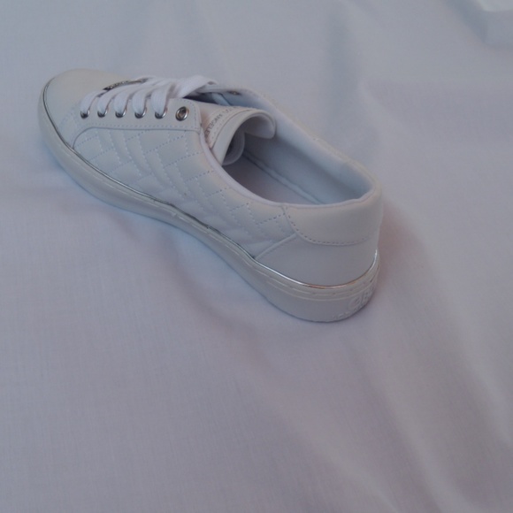 G By Guess Women's Gretchy Sneakers - Picture 6 of 8